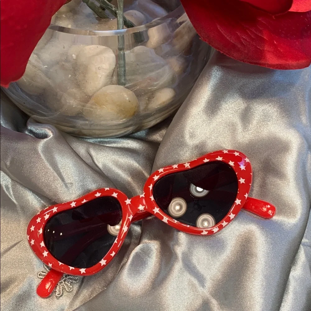 🌹VINTAGE INFANT Rising Star • Red Sunglasses With Stars